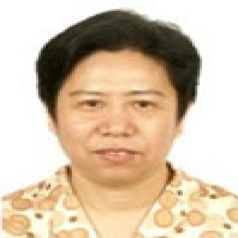 张国英
