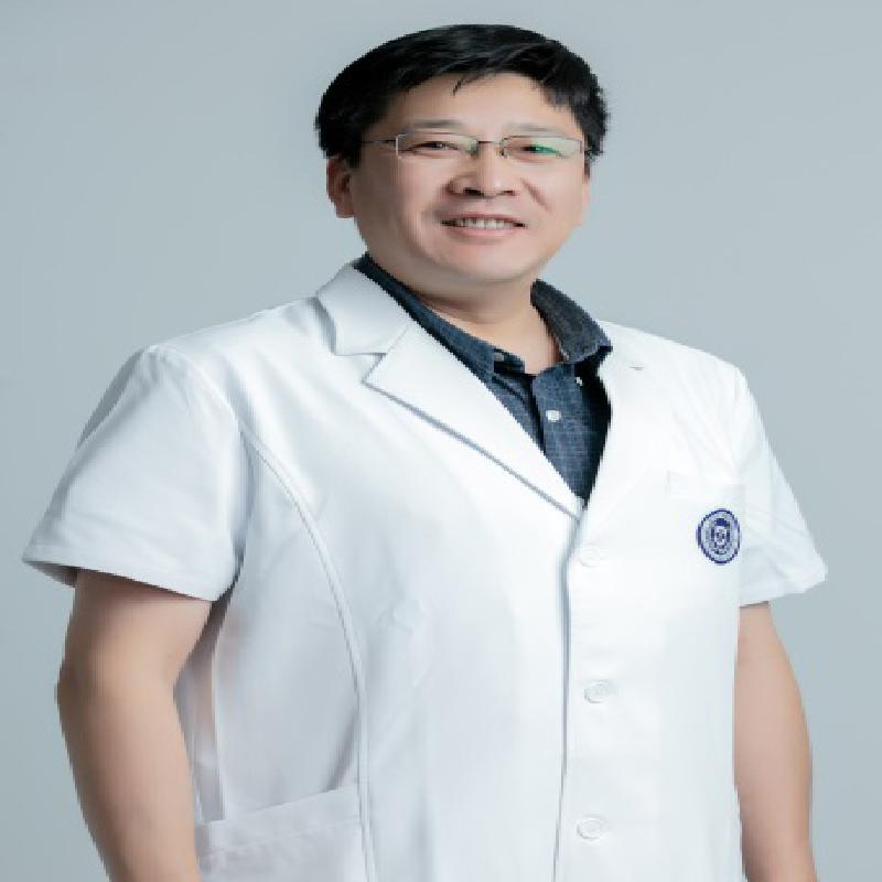 李巅远
