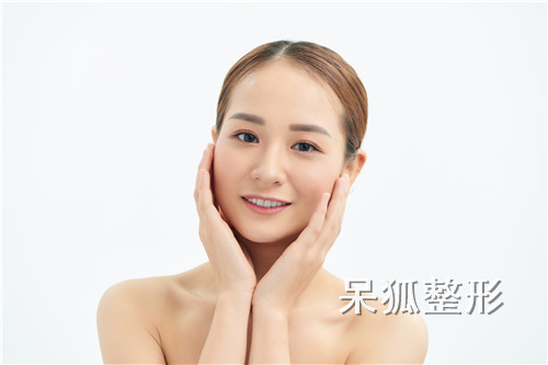 牙齿松动