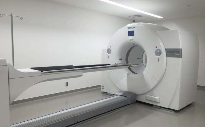 上海华山医院PET-CT中心年龄大的人做petct检查有危险吗？